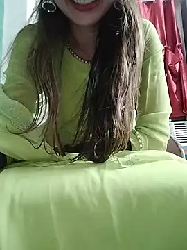 Snapshot of Noor_Darliing chatting on June 14, 3:57 pm Noor Darliing online show from June 14, 3:57 pm