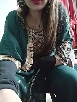 Snapshot of Noor_Darliing chatting on June 24, 3:10 pm Noor Darliing online show from June 24, 3:10 pm
