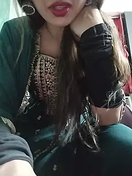 Snapshot of Noor_Darliing chatting on July 3, 3:18 pm Noor Darliing online show from July 3, 3:18 pm