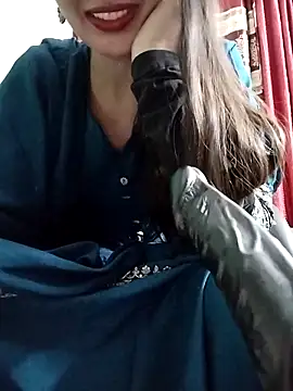 Snapshot of Noor_Darliing chatting on November 13, 3:38 pm Noor Darliing online show from November 13, 3:38 pm