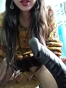 Snapshot of Noor_Darliing chatting on March 4, 3:15 pm Noor Darliing online show from March 4, 3:15 pm