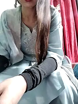 Snapshot of Noor_Darliing chatting on September 12, 3:12 pm Noor Darliing online show from September 12, 3:12 pm