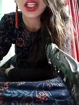 Snapshot of Noor_Darliing chatting on November 11, 4:35 pm Noor Darliing online show from November 11, 4:35 pm