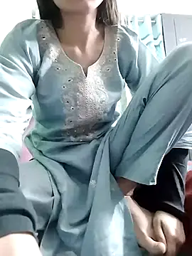 Snapshot of Noor_Darliing chatting on March 1, 9:26 pm Noor Darliing online show from March 1, 9:26 pm