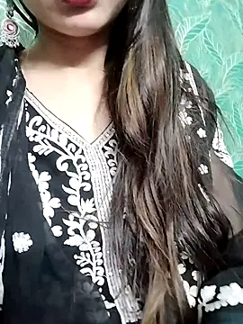 Snapshot of Noor_Darliing chatting on March 4, 6:18 pm Noor Darliing online show from March 4, 6:18 pm