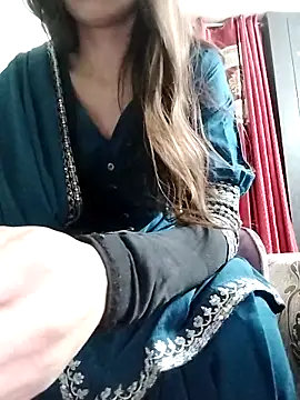 Noor Darliing online show from February 16, 2:05 pm