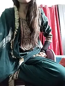 Snapshot of Noor_Darliing chatting on March 21, 9:34 pm Noor Darliing online show from March 21, 9:34 pm