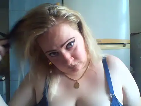 D Marinna online show from October 23, 8:57 am