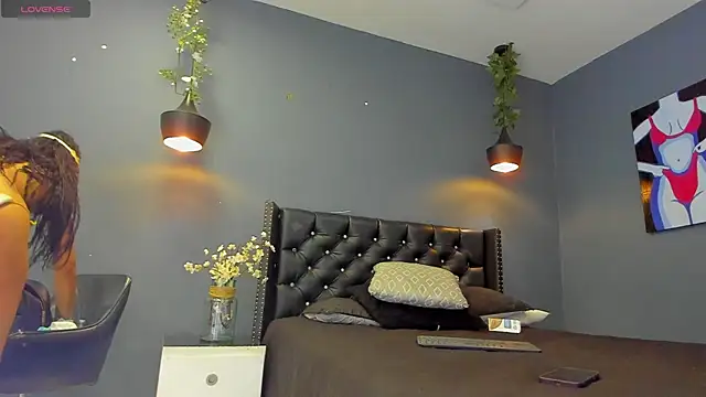 Sophiietaylor online show from March 3, 11:24 pm