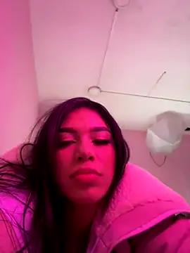 Sophiietaylor online show from September 26, 11:33 pm