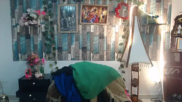 KarimaSarabe online show from November 18, 8:56 pm