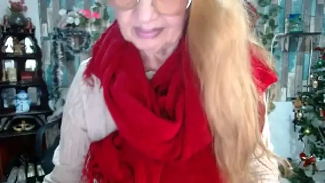 KarimaSarabe online show from December 22, 8:42 pm