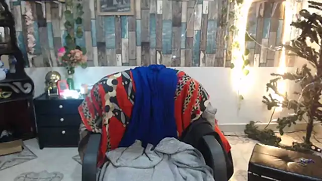 KarimaSarabe online show from December 2, 10:00 pm