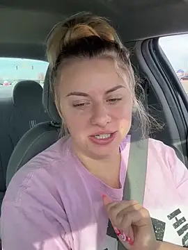 nicolesugarr online show from October 27, 7:04 pm