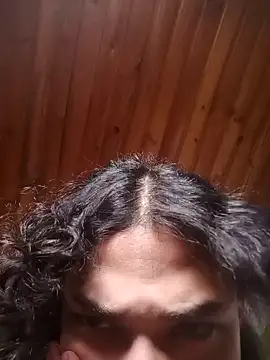 Snapshot of Victor-and-shelly chatting on February 14, 5:57 pm Victor-and-shelly online show from February 14, 5:57 pm