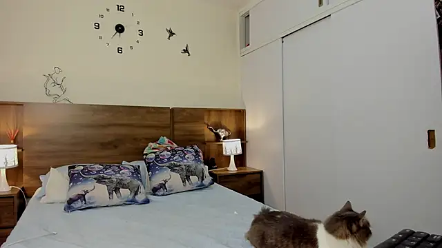 emily adams01 online show from March 3, 11:34 pm