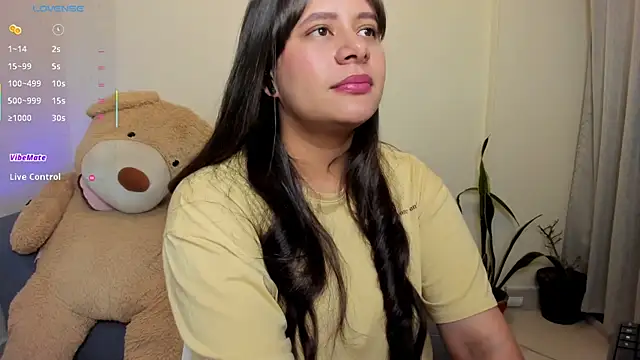 emily adams01 online show from May 13, 11:34 pm