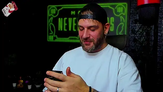 Snapshot of LexXHardy chatting on November 8, 3:15 pm LexXHardy online show from November 8, 3:15 pm