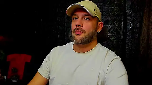 Snapshot of LexXHardy chatting on October 23, 7:34 pm LexXHardy online show from October 23, 7:34 pm