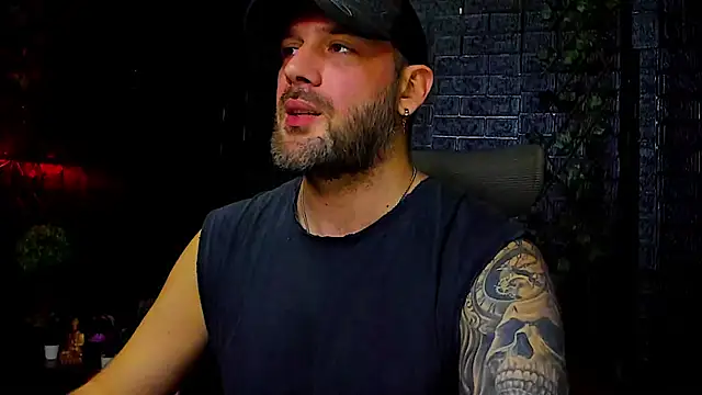 Snapshot of LexXHardy chatting on November 1, 9:41 pm LexXHardy online show from November 1, 9:41 pm