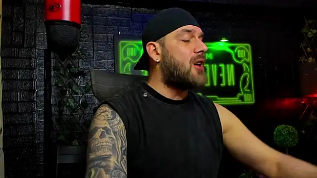 LexXHardy online show from March 11, 11:26 am