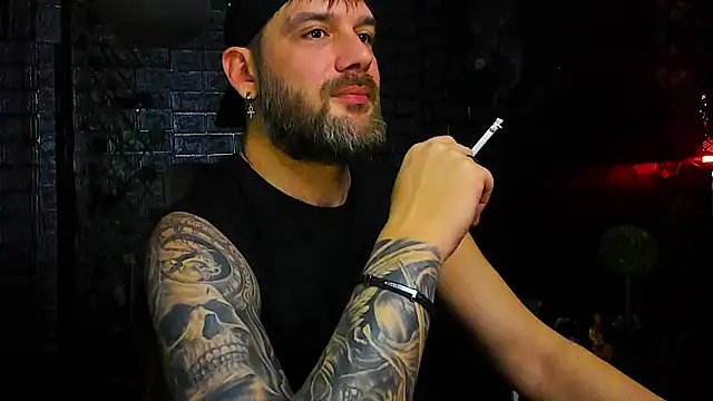 Snapshot of LexXHardy chatting on November 23, 2:27 pm LexXHardy online show from November 23, 2:27 pm