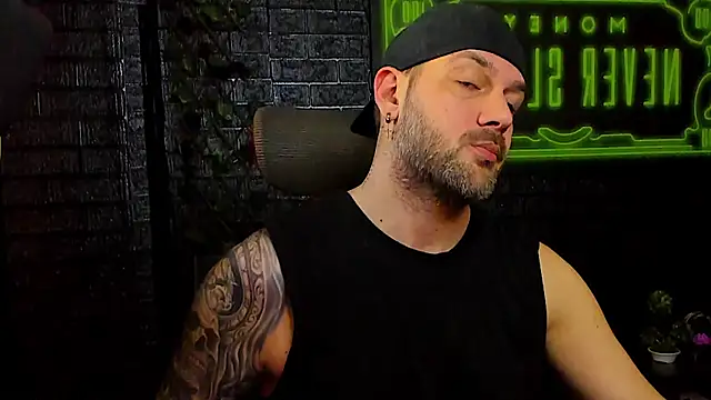 LexXHardy online show from January 10, 7:36 am