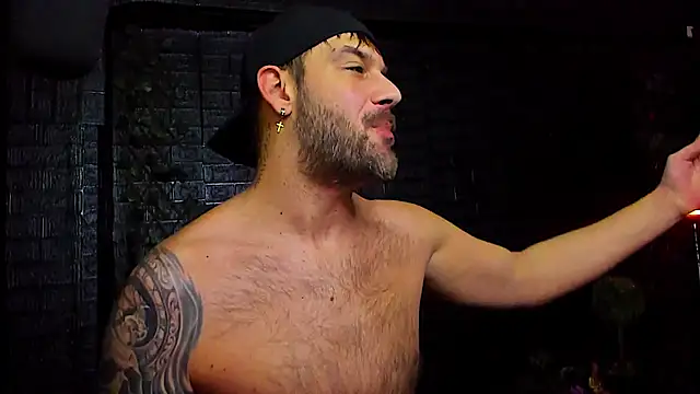 Snapshot of LexXHardy chatting on December 3, 2:49 pm LexXHardy online show from December 3, 2:49 pm