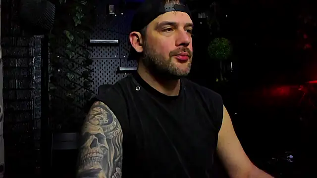 LexXHardy online show from April 19, 5:14 pm