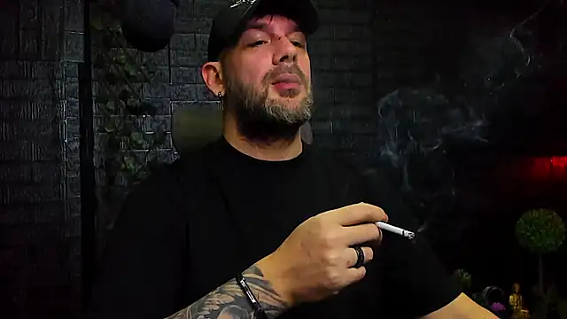 LexXHardy online show from December 22, 8:20 pm