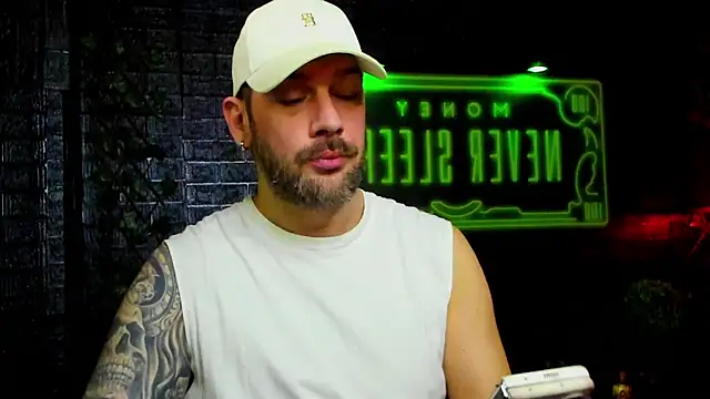 LexXHardy online show from February 16, 10:58 am