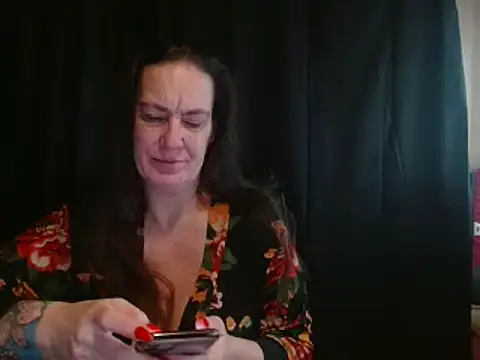 SimoneMoore online show from February 6, 2:26 pm