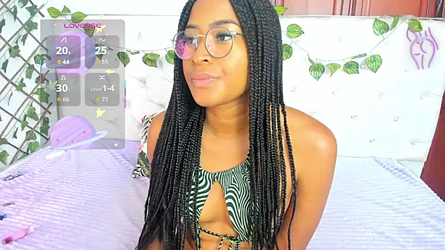 Snapshot of Andrea_Williams24 chatting on September 30, 12:33 pm Andrea Williams24 online show from September 30, 12:33 pm