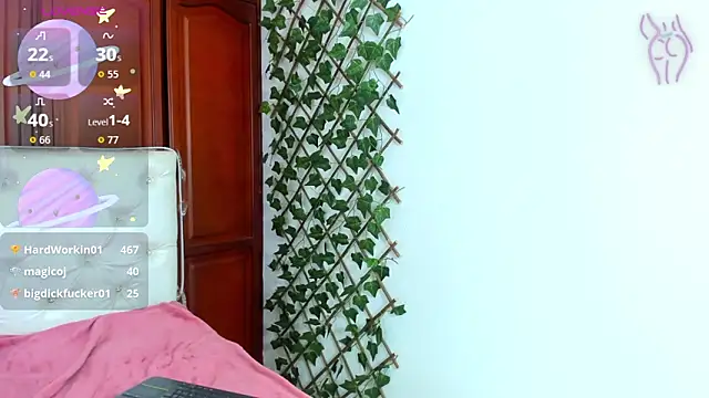 Andrea Williams24 online show from April 16, 9:39 pm