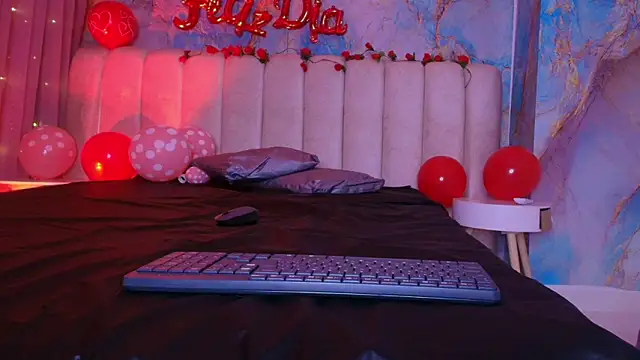  sex mia online show from February 12, 7:24 pm