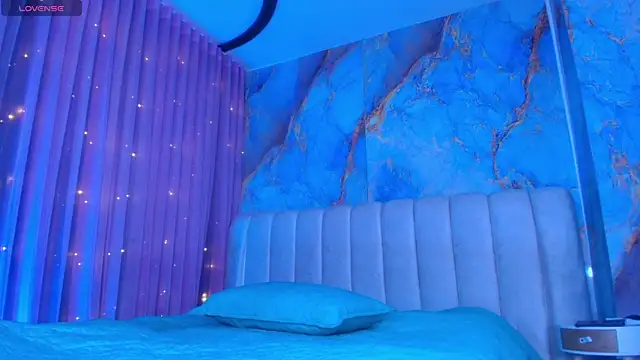  sex mia online show from May 29, 7:20 pm