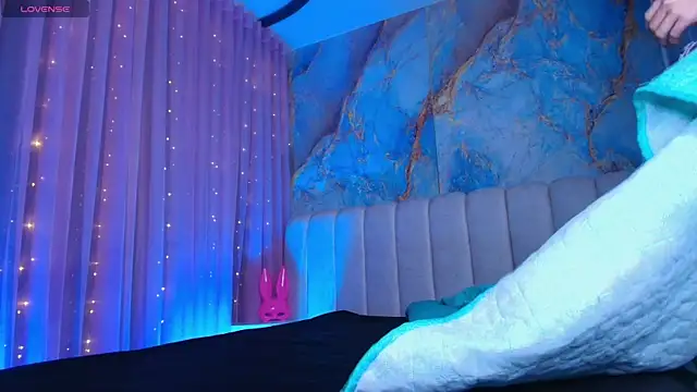  sex mia online show from April 12, 7:17 pm