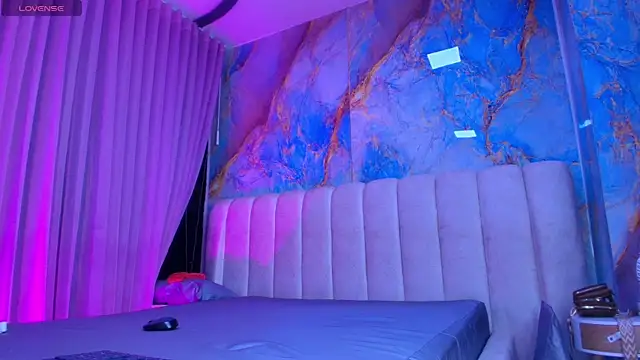  sex mia online show from May 28, 7:20 pm