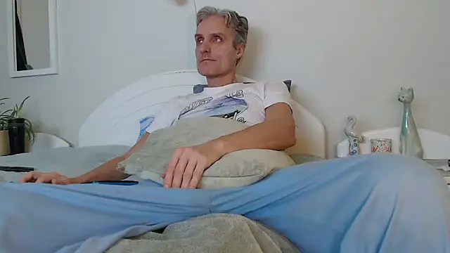 StrongBill online show from January 5, 3:34 pm