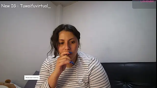 TuWaifuVirtual1 online show from January 7, 11:43 pm