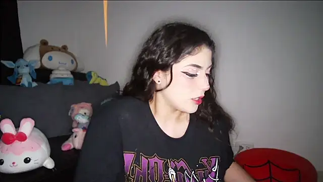 TuWaifuVirtual1 online show from December 19, 11:18 pm