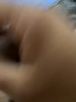 Luisrovers18 online show from March 14, 4:43 am