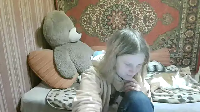 Kathlyn  Heath online show from December 19, 8:33 pm