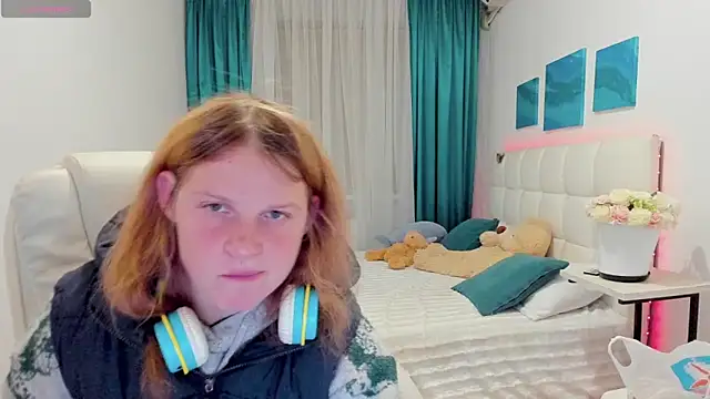 Kathlyn  Heath online show from October 18, 4:53 pm
