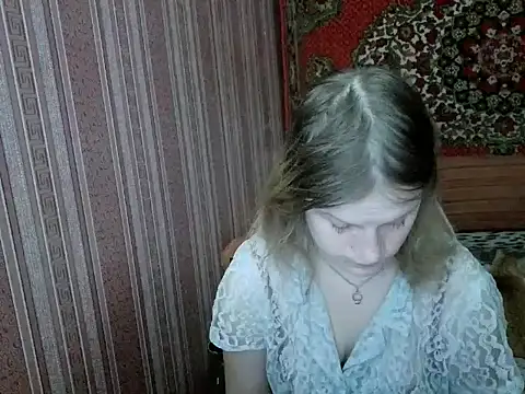 Kathlyn  Heath online show from February 12, 6:40 pm