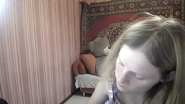 Kathlyn  Heath online show from September 17, 5:37 pm