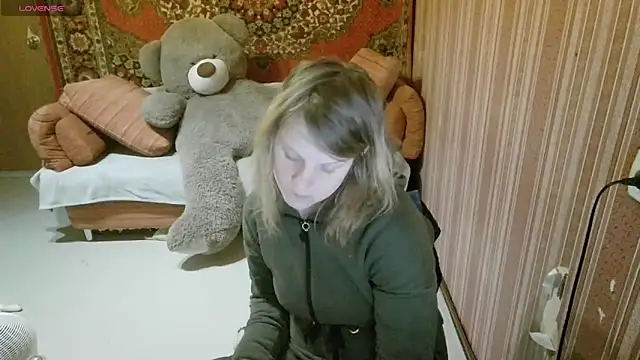 Kathlyn  Heath online show from March 7, 6:24 pm