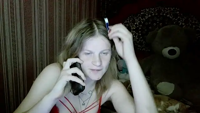 Kathlyn  Heath online show from December 13, 8:04 pm