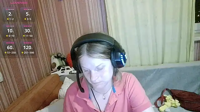 Kathlyn  Heath online show from June 9, 7:04 pm