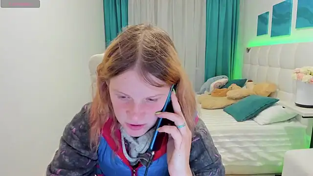 Kathlyn  Heath online show from October 26, 7:36 pm